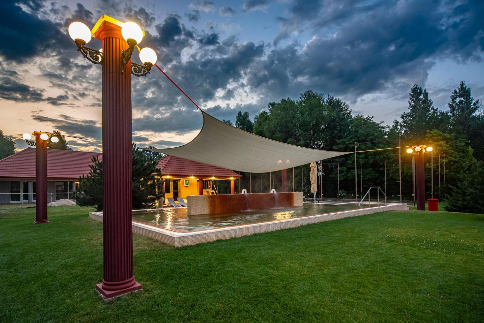 Termal Hotel Vesta Tapioszecso Экстерьер фото